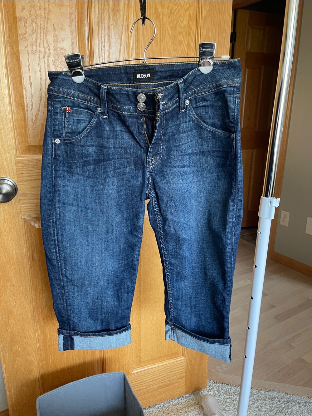 Hudson Dark Indigo Cropped Denim Capris